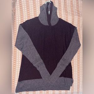 Never worn, tried on once. Don’t like the style :)